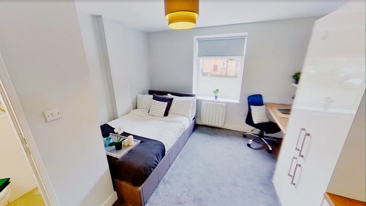 Cluster Ensuite
