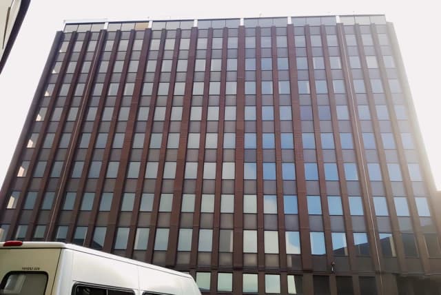 Sovereign house B image 3