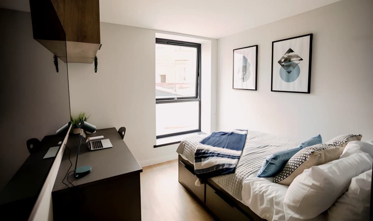 Boutique Student Living - Exeter image
