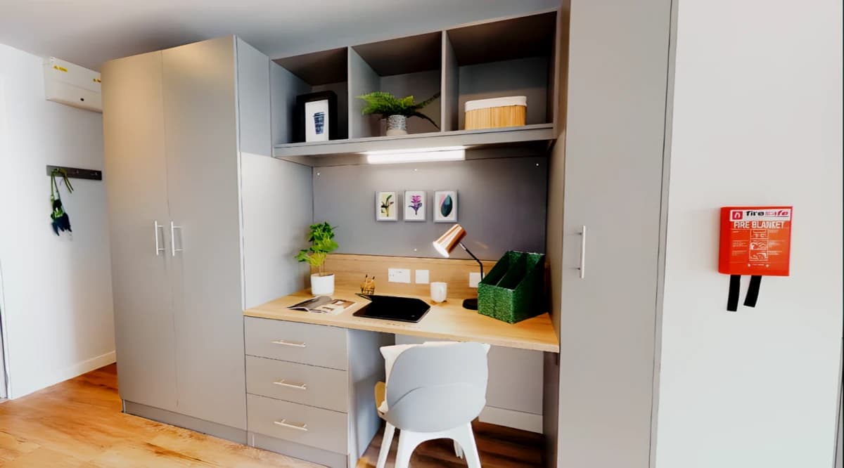 iQ Altus House image