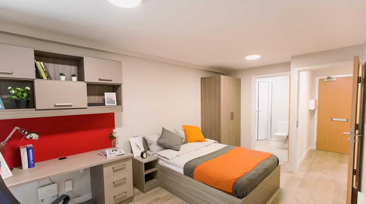 Manor Park Court image