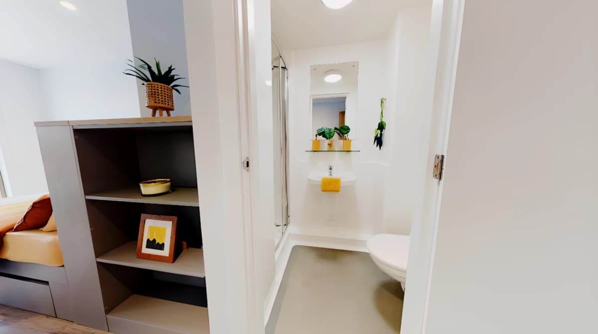 iQ Altus House image