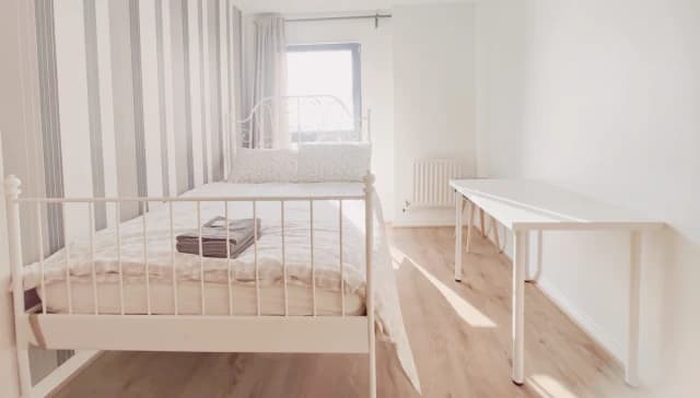 2 Bed / 2 Bath