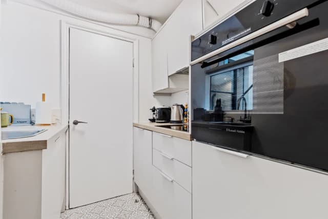 Studio Apartment Flat 1