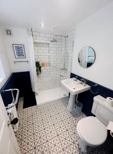 Non En-suite Room 1