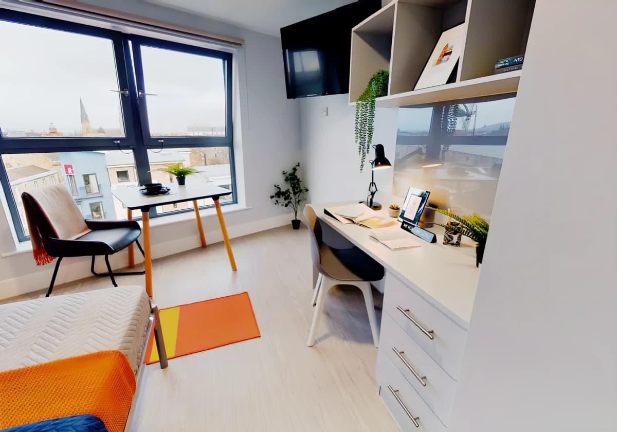Bronze Studio