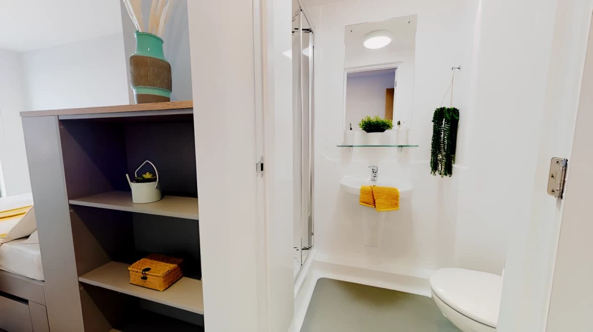 iQ Altus House image