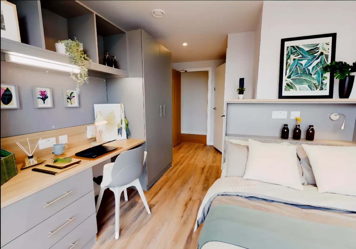 iQ Altus House image