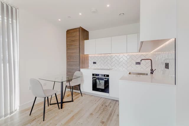 1 Bedroom 1 Bathroom