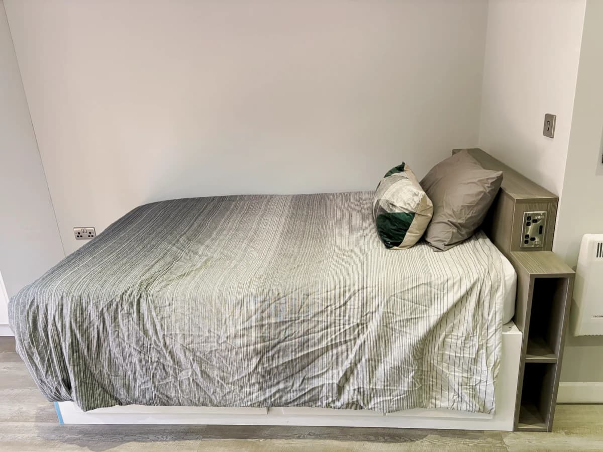 9 De Montfort Mews image