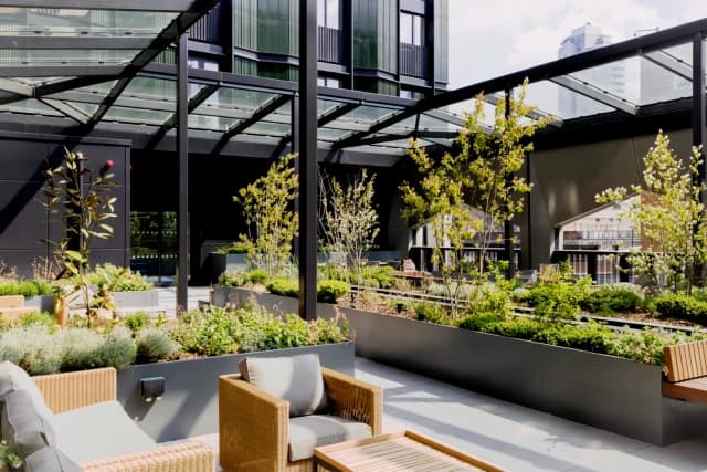 Outdoor Features