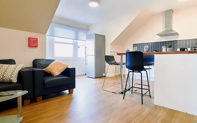1 Bedroom Apartment