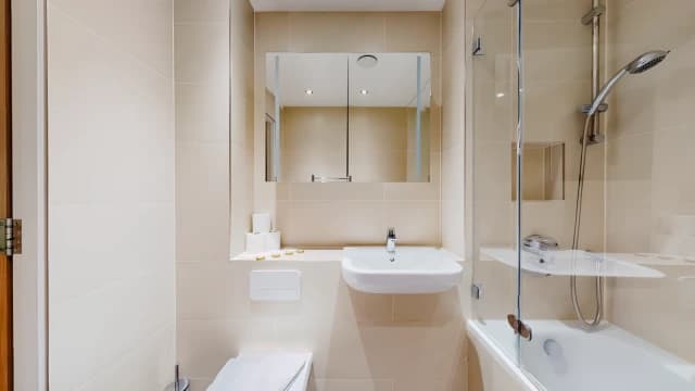 2 Bed 2 Bath