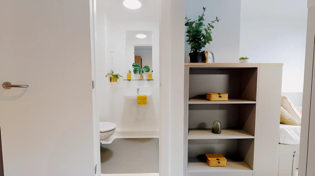 iQ Altus House image