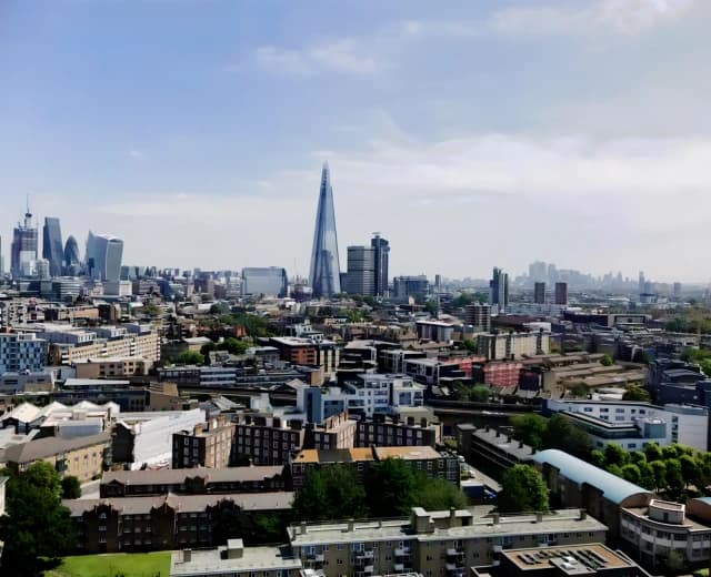 Entire Place·2B2B···130 Blackfriars Road, London image 3