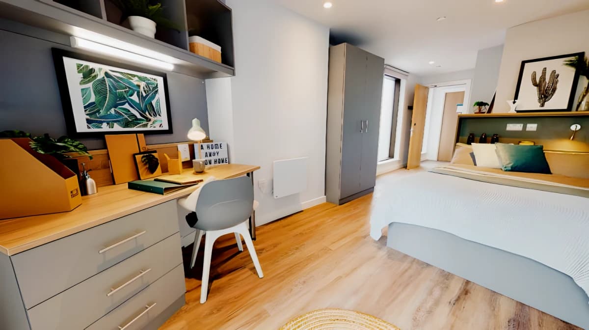 iQ Altus House image