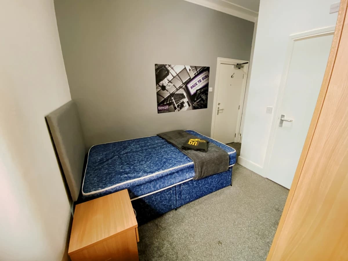 Room 2 - Medium