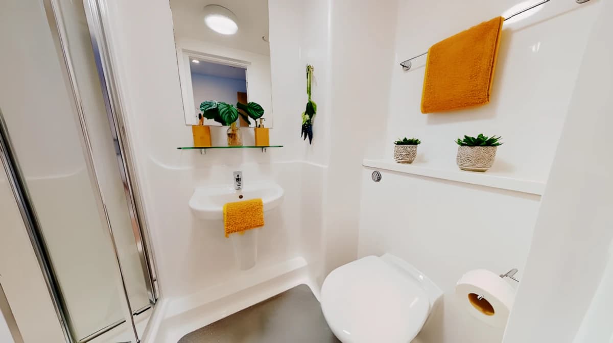 iQ Altus House image