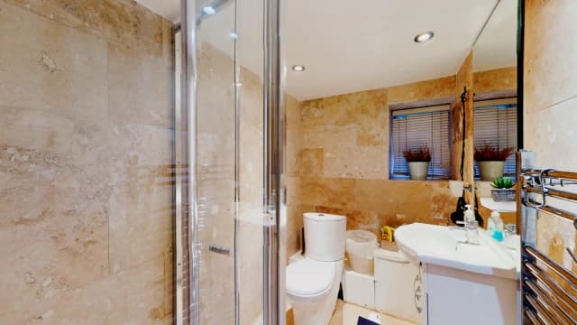 1 Bed / 1 Bath