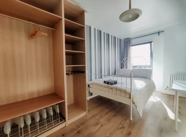 2 Bed / 2 Bath