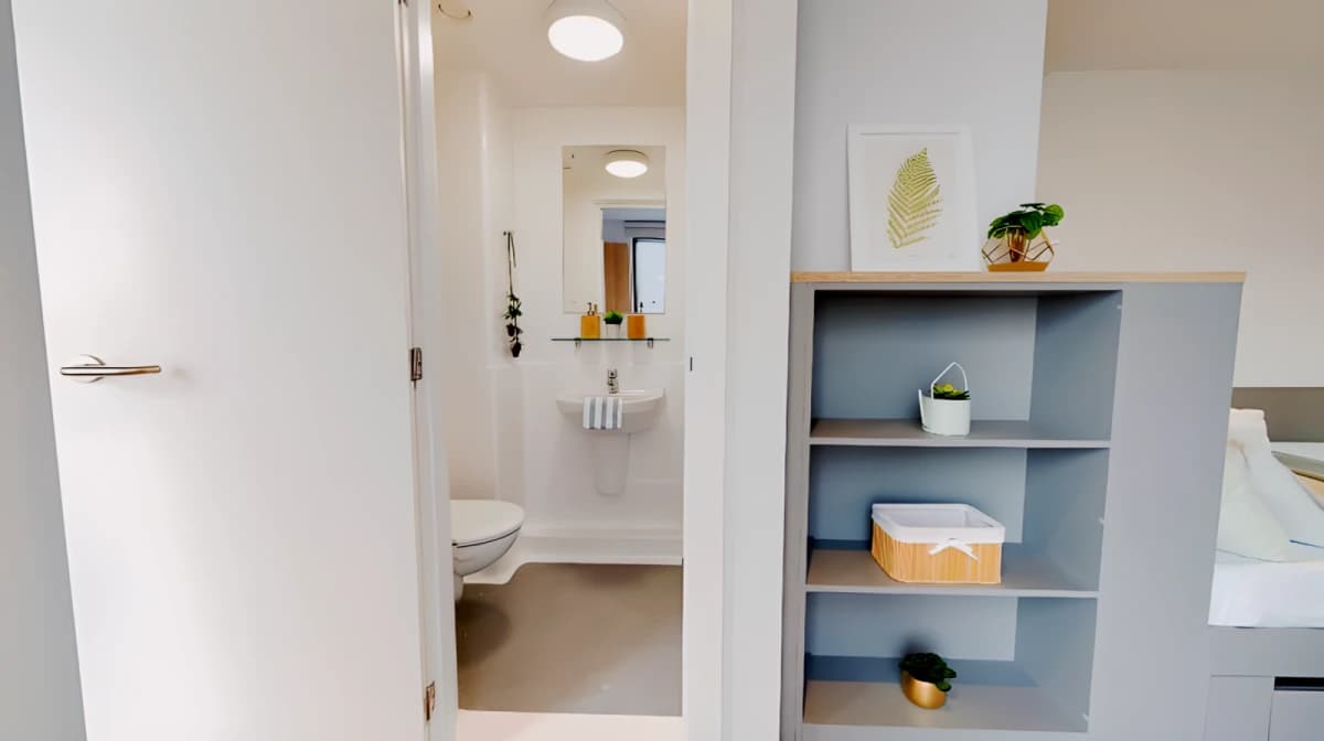 iQ Altus House image