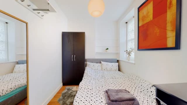 2 Bed / 1 Bath