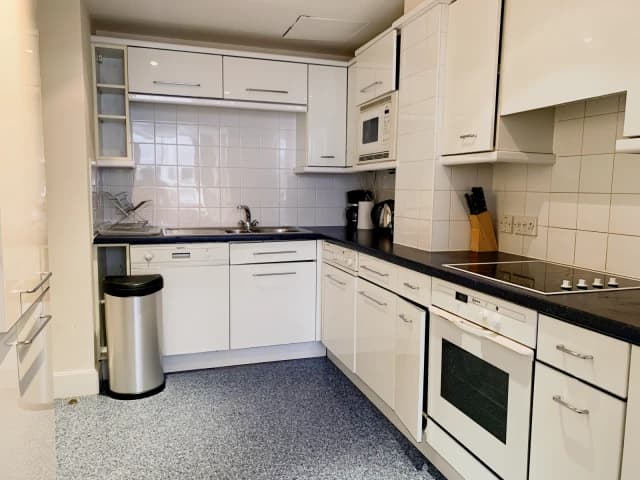 3 Bed / 1 Bath