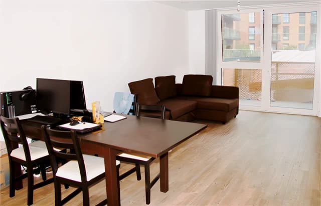 2 Bed / 2 Bath