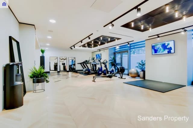 Bollinder Place image