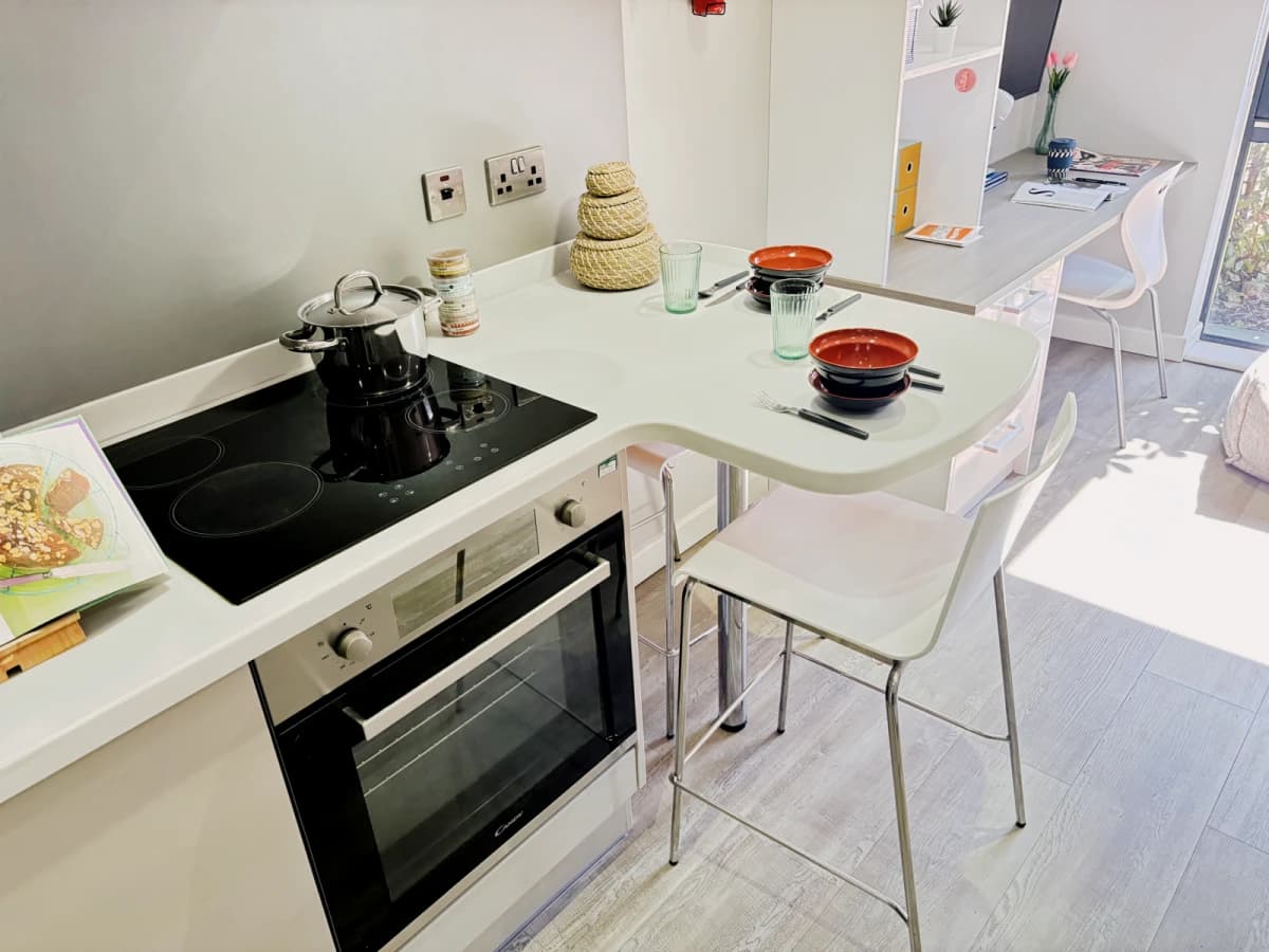 9 De Montfort Mews image