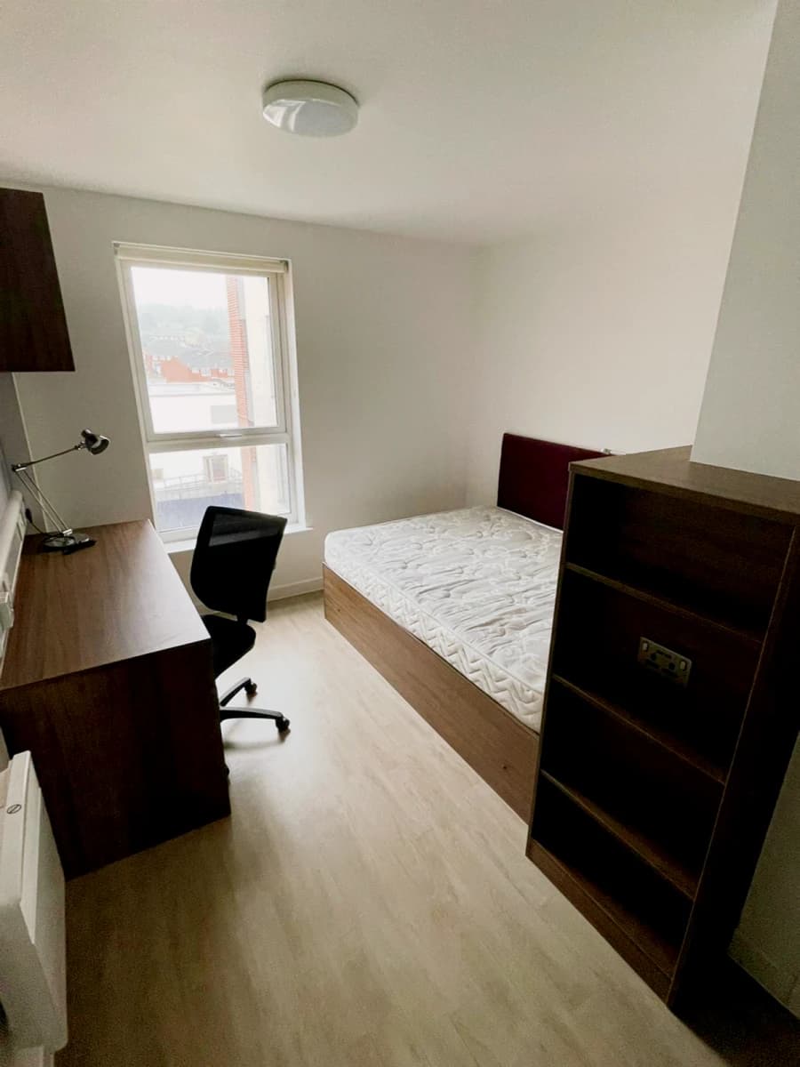 LIV Phoenix Place image