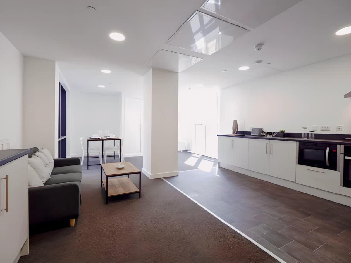 9 Bed Classic Ensuite