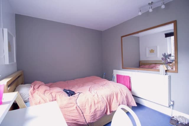2 Bed / 1 Bath