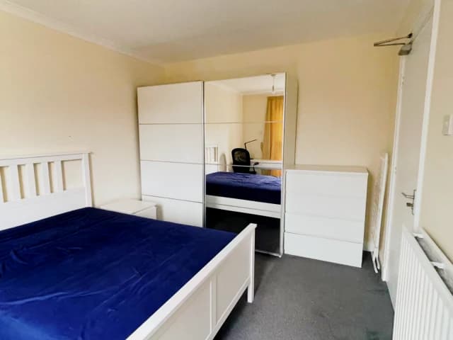 5 Bedroom 5 Bathroom roomB