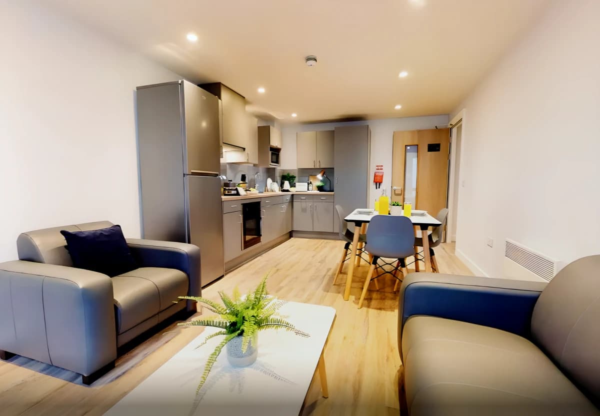iQ Weaver Place image