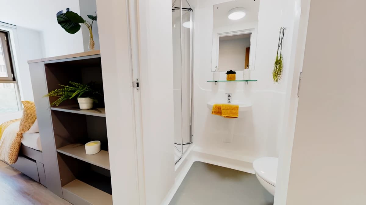 iQ Altus House image