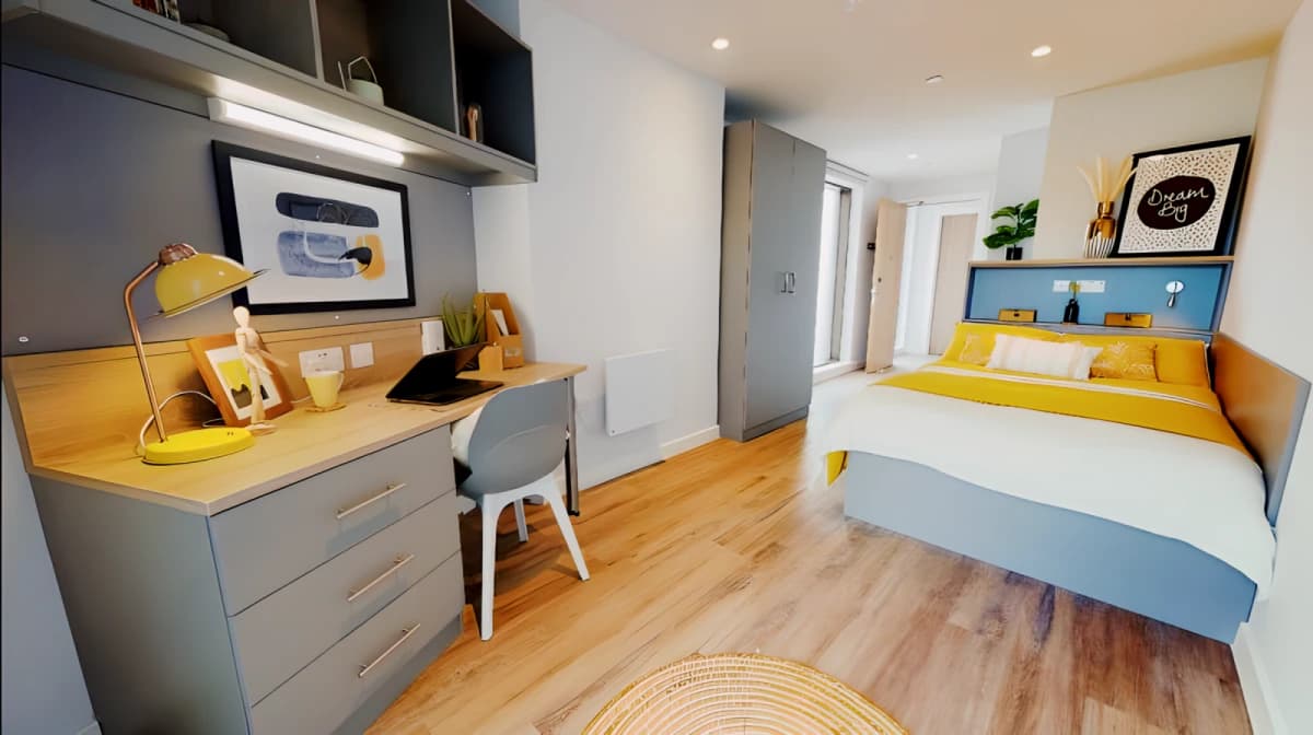 iQ Altus House image