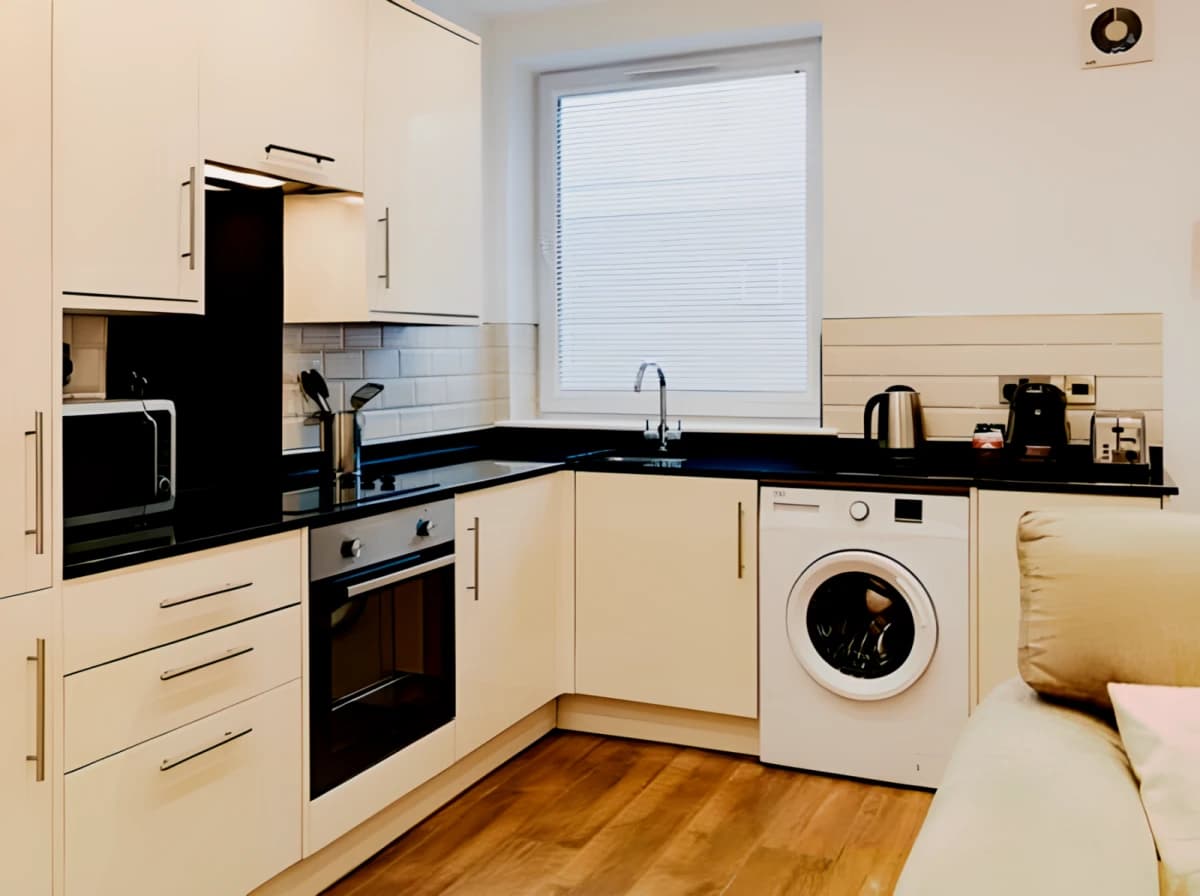 One Bedroom Apartment