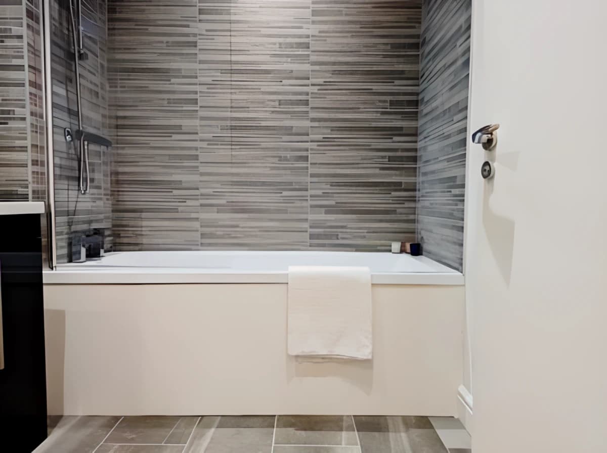 Two Bedroom Apartment - Sleeps 3