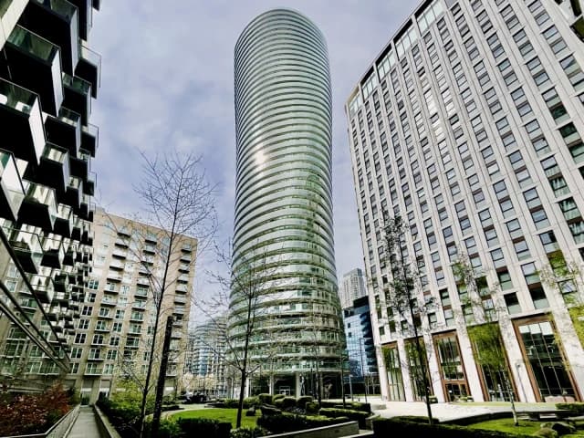 Arena Tower 3801 image 5