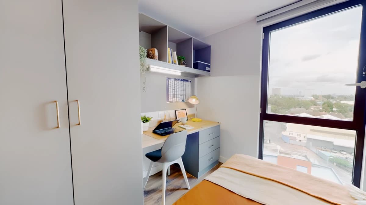 iQ Weaver Place image 4