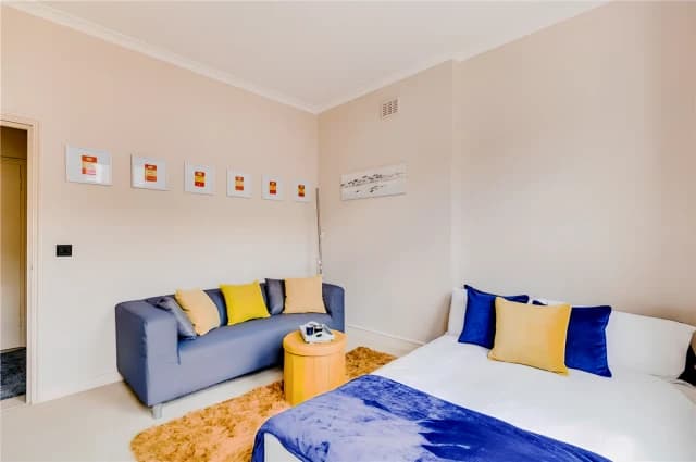 2 Bed / 1 Bath