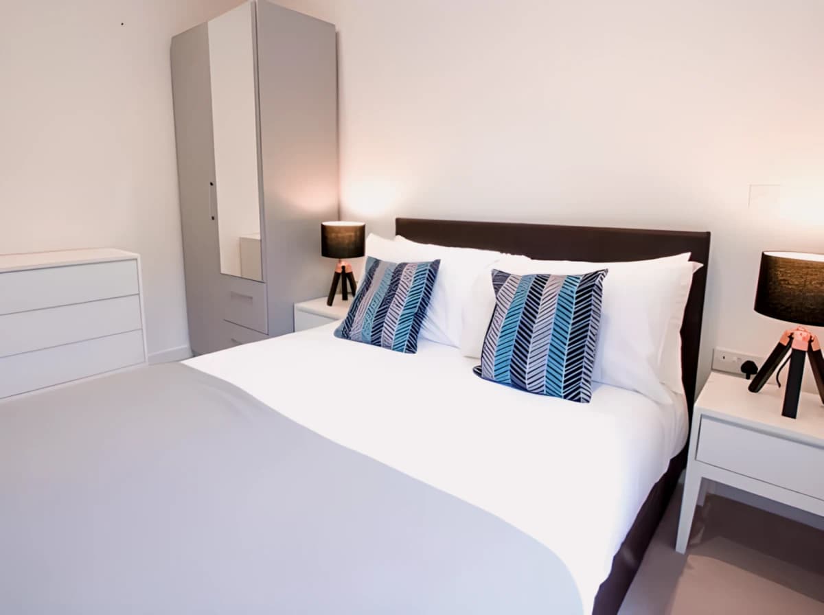 Two Bedroom Apartment - Sleeps 3