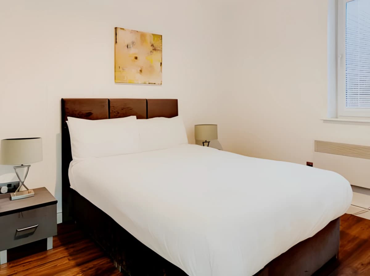 One Bedroom Apartment
