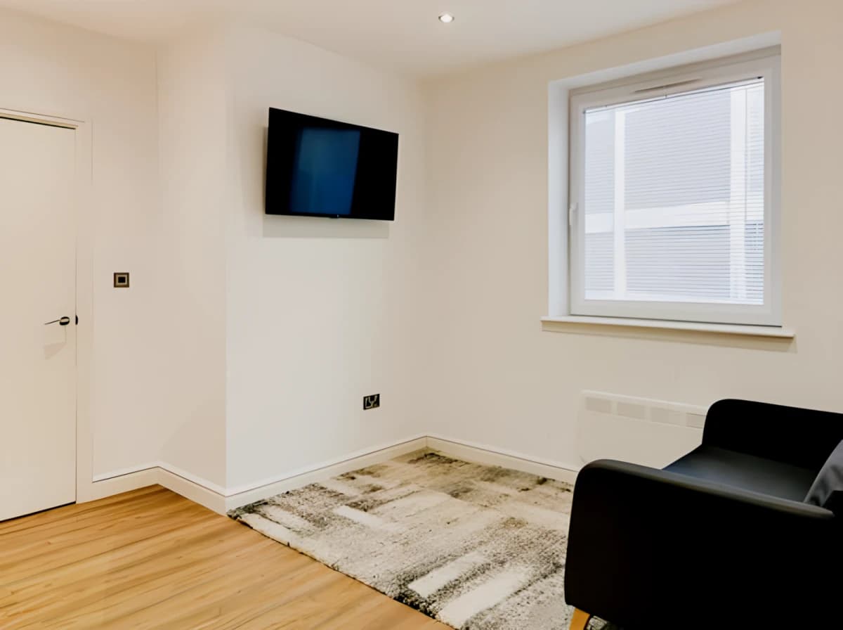 Superior Two Bedroom Apartment