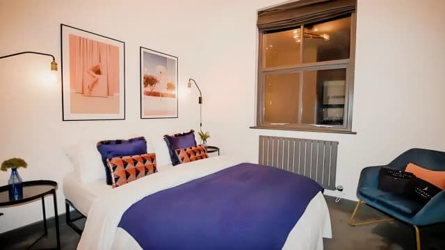 2 Bed 2 Bath