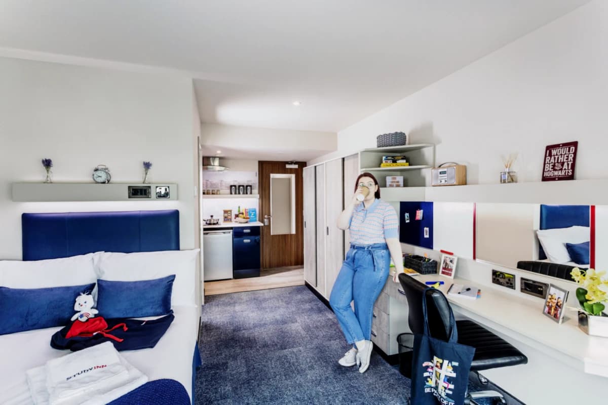 Study Inn Brotherton House image
