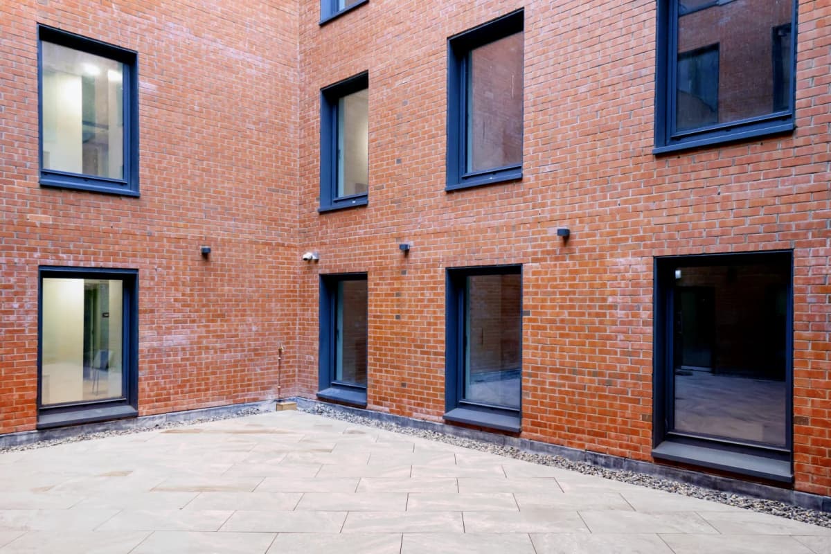 Outdoor Features
