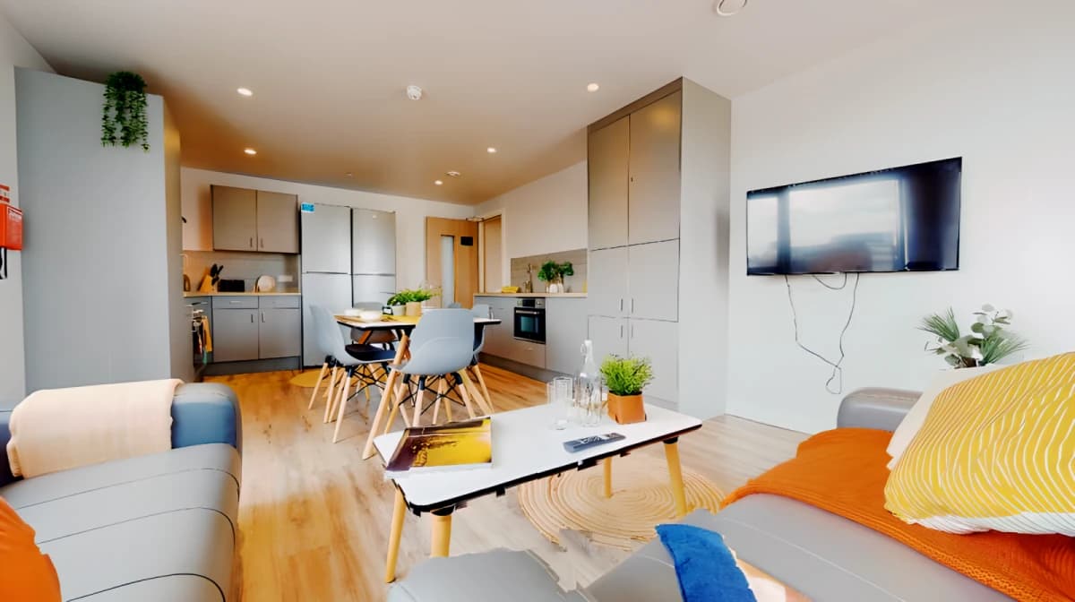 iQ Weaver Place image