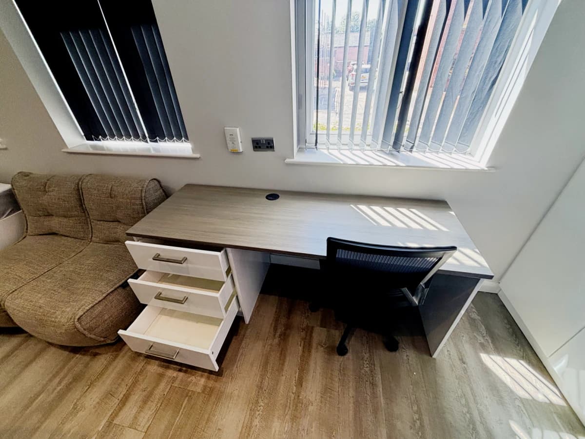 8 West Walk image